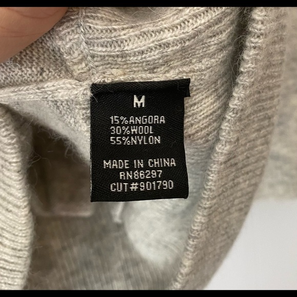 BCBG MaxAzria Gray Angora Sequin Tunic Cardigan Medium - Picture 2 of 3